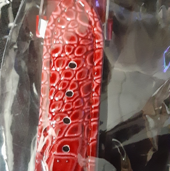 Watch - Picture 3 of 5